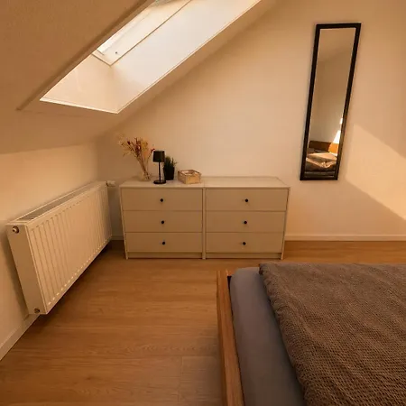 Moderne Dachgeschosswohnung Apartment Kirchlengern